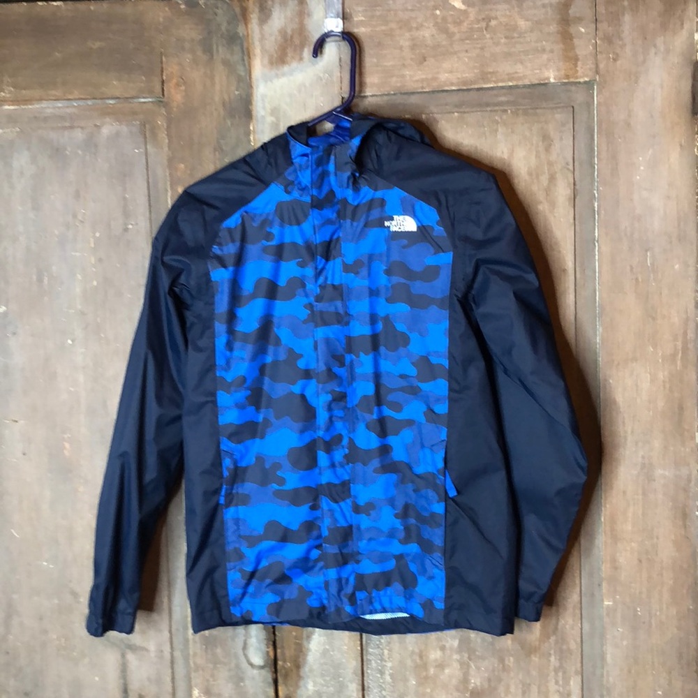 Boys full zip blue camouflage water repellant windbreaker North Face